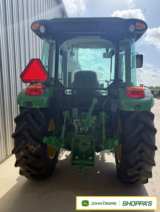 Image of John Deere 5075E equipment image 3