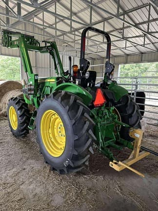 Image of John Deere 5075E equipment image 2