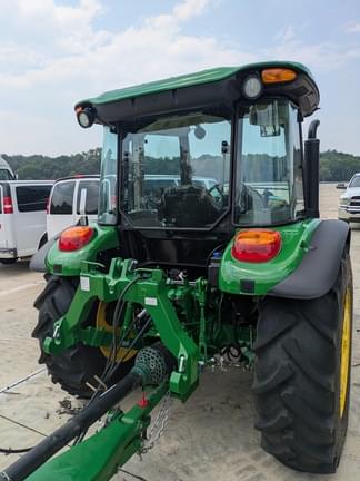 Image of John Deere 5075E equipment image 3