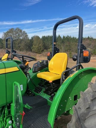 Image of John Deere 5075E equipment image 2