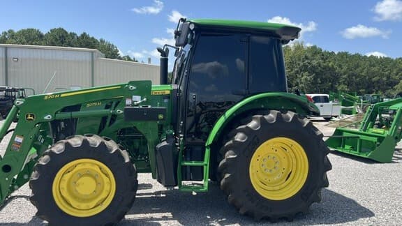 Image of John Deere 5075M equipment image 2