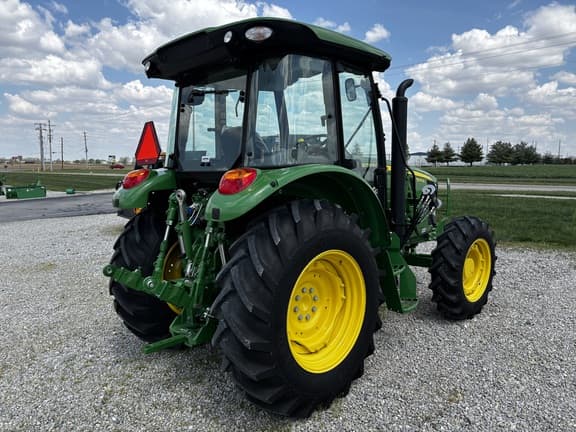 Image of John Deere 5075M equipment image 4