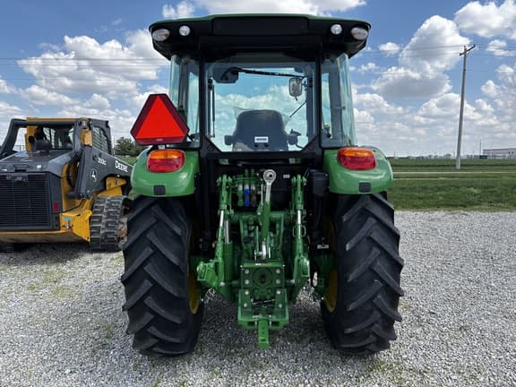 Image of John Deere 5075M equipment image 3