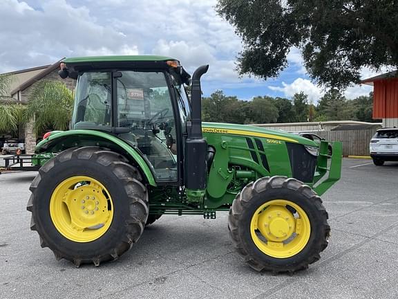 Image of John Deere 5090E equipment image 4