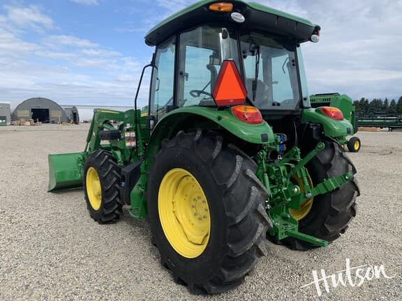 Image of John Deere 5090E equipment image 4