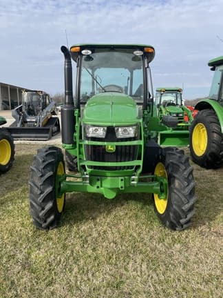 Image of John Deere 5090E equipment image 1