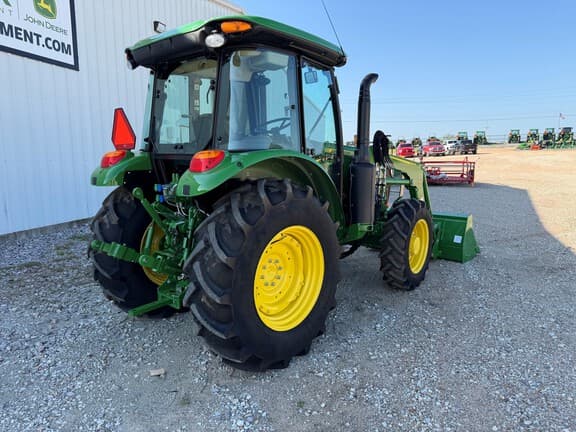 Image of John Deere 5090E equipment image 2