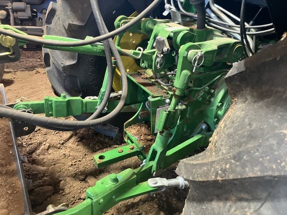 Image of John Deere 5090E equipment image 3