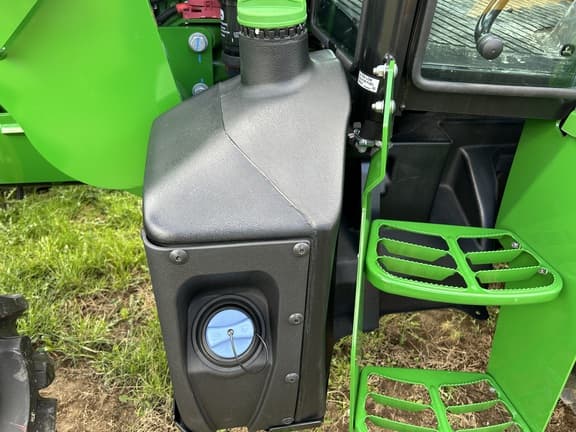 Image of John Deere 5090E equipment image 3