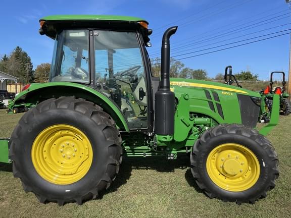 Image of John Deere 5090E Primary image