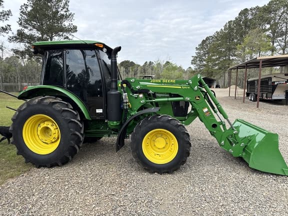 Image of John Deere 5090E equipment image 2