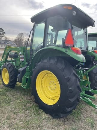 Image of John Deere 5090E equipment image 1