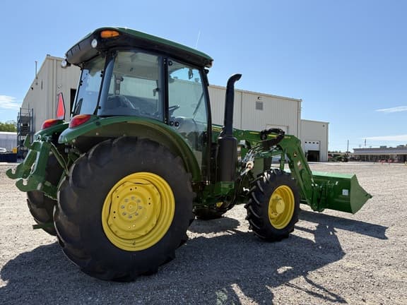 Image of John Deere 5090E equipment image 4