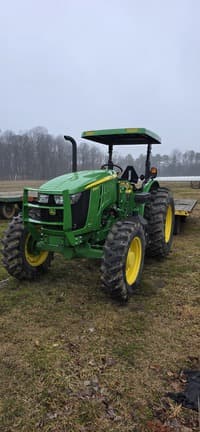 Image of John Deere 5090E equipment image 2