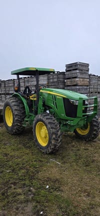 2025 John Deere 5090E Equipment Image0