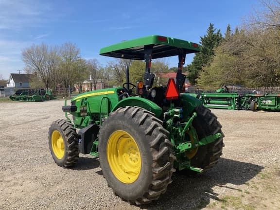 Image of John Deere 5090E equipment image 4