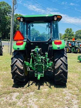 Image of John Deere 5090E equipment image 4