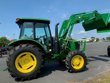 Main image John Deere 5090E