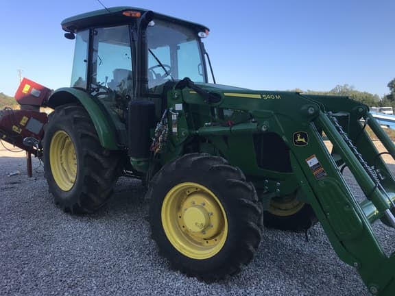 Image of John Deere 5090E equipment image 4