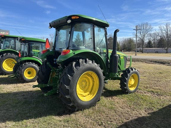 Image of John Deere 5090E equipment image 3