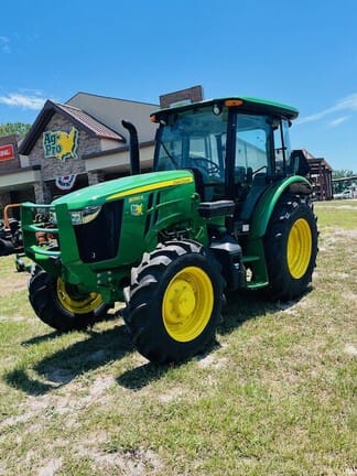 2025 John Deere 5090E Equipment Image0