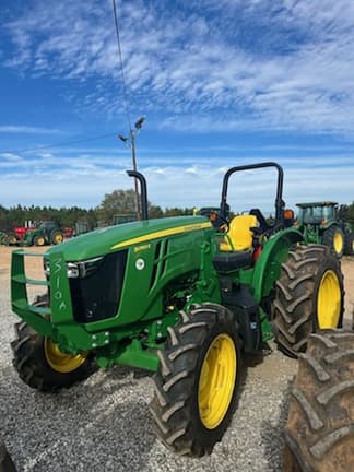 Image of John Deere 5090EL equipment image 1