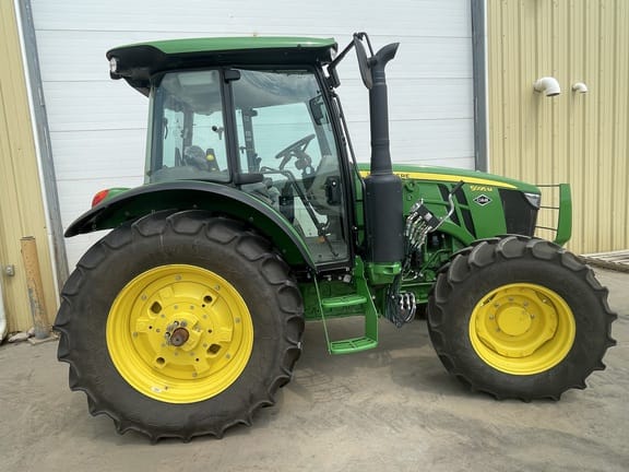 2025 John Deere 5095M Equipment Image0