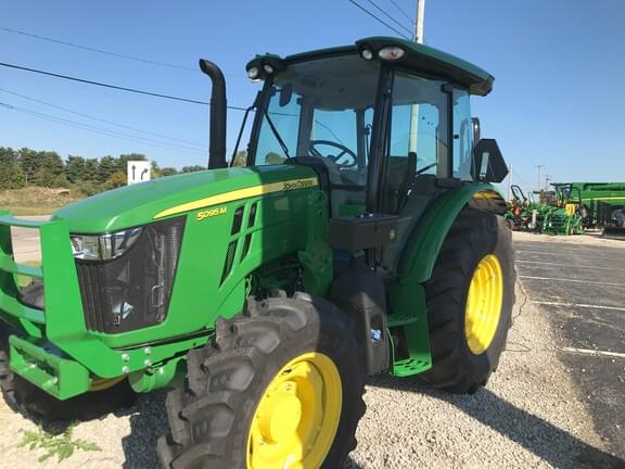 Image of John Deere 5095M Primary image