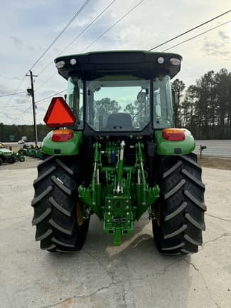 Image of John Deere 5095M equipment image 4