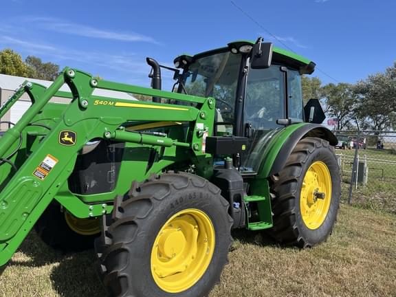 Image of John Deere 5095M equipment image 2