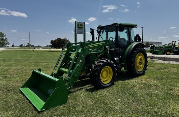 2025 John Deere 5095M Equipment Image0