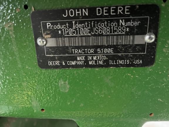 Image of John Deere 5100E equipment image 2