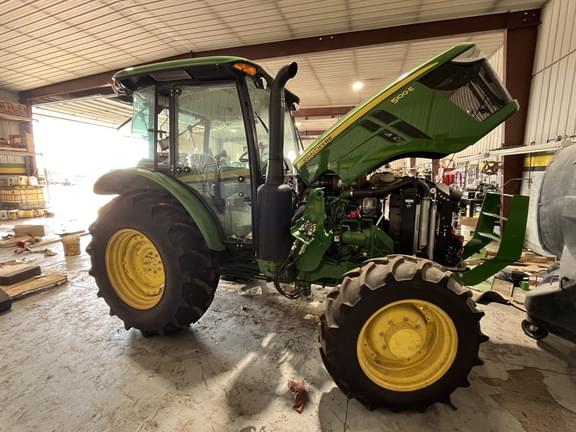Image of John Deere 5100E equipment image 1