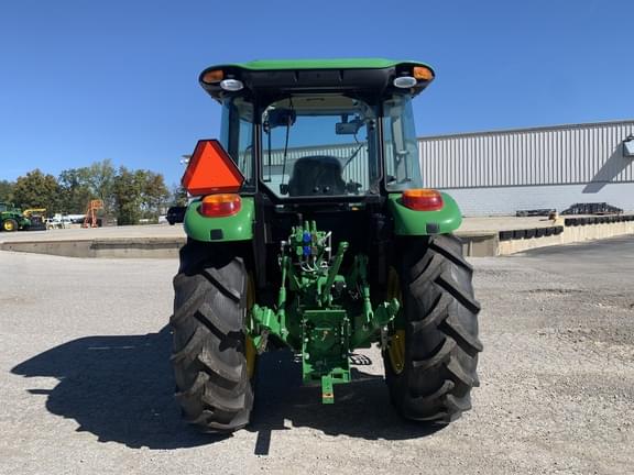 Image of John Deere 5100E equipment image 3