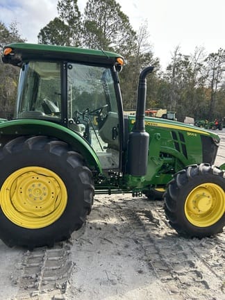 2025 John Deere 5100E Equipment Image0