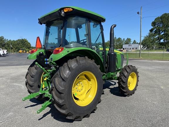 Image of John Deere 5100E equipment image 3