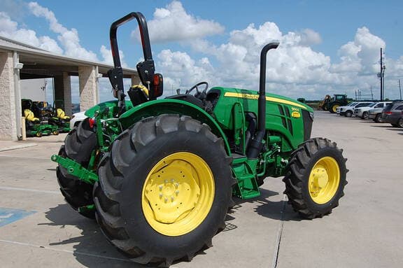 Image of John Deere 5100E equipment image 2