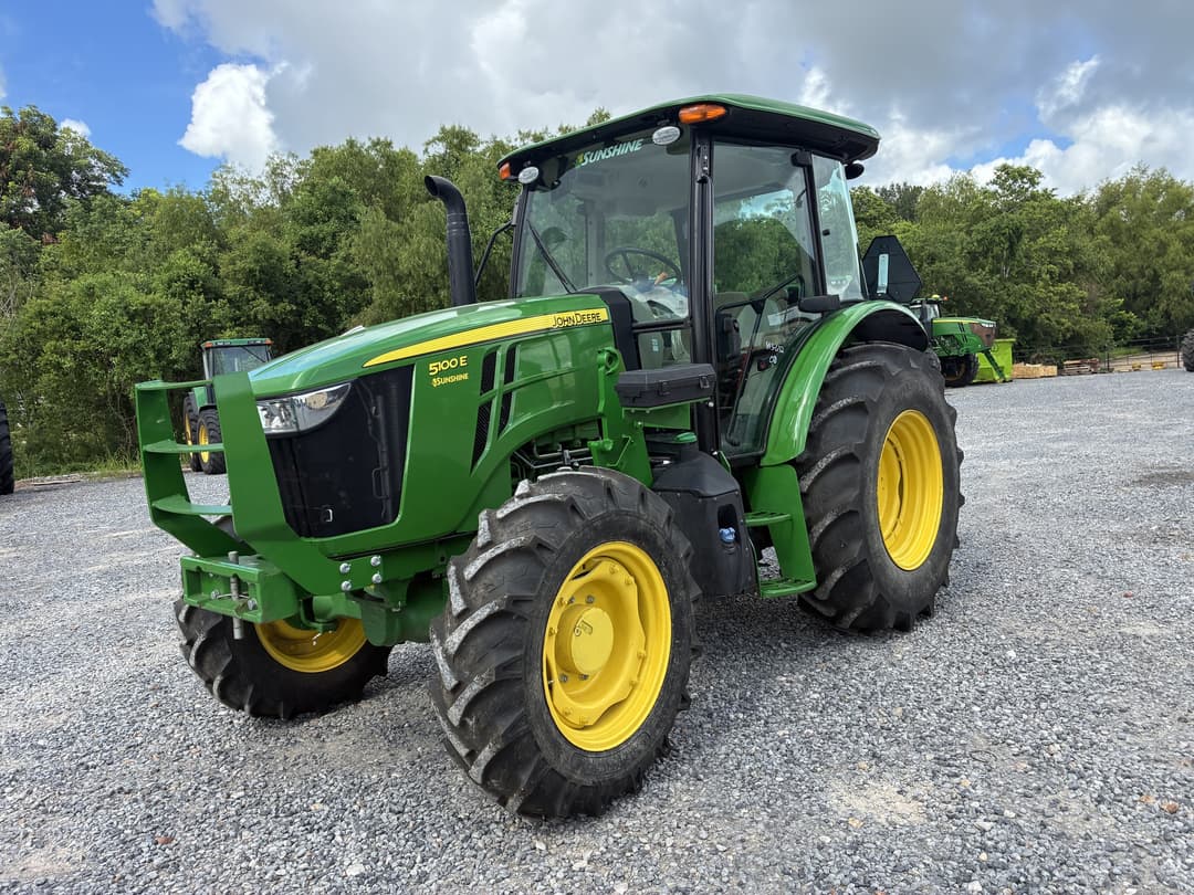 Image of John Deere 5100E Primary image