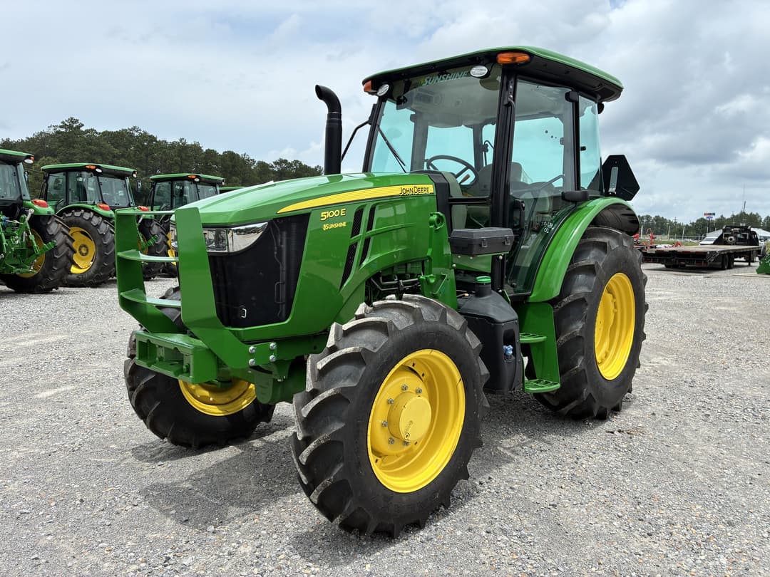 Image of John Deere 5100E Primary image