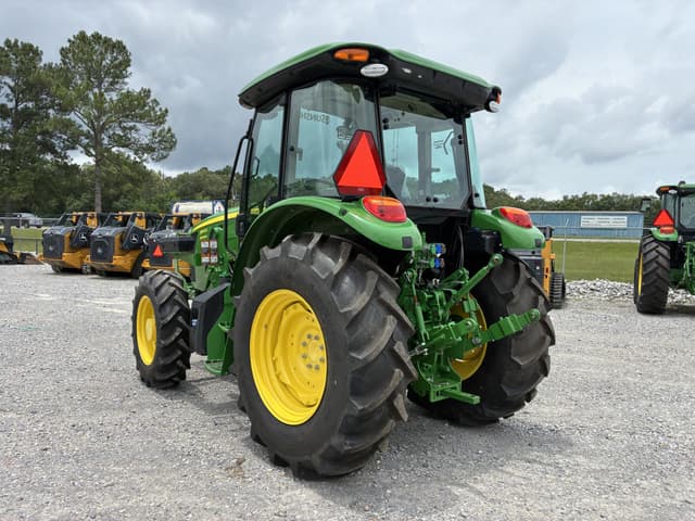 Image of John Deere 5100E equipment image 2