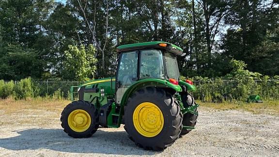 Image of John Deere 5100E equipment image 1