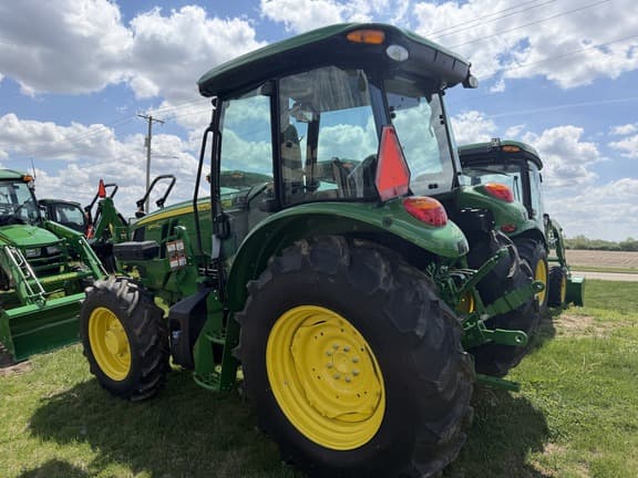 Image of John Deere 5100E equipment image 4