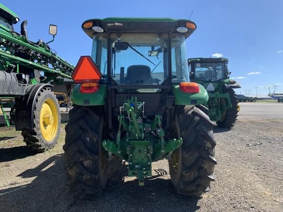 Image of John Deere 5100E equipment image 4
