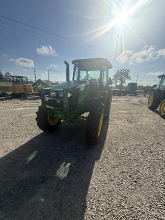 Image of John Deere 5100E equipment image 1