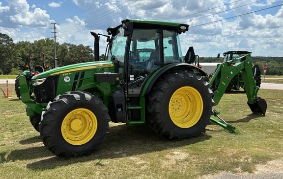2025 John Deere 5105M Equipment Image0