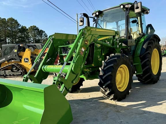 Image of John Deere 5105M equipment image 2
