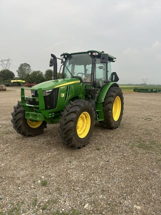 2025 John Deere 5105M Equipment Image0