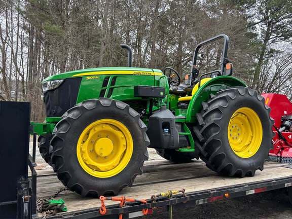 Image of John Deere 5105M Image 0