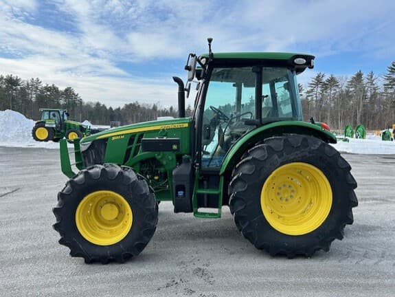 Image of John Deere 5120M equipment image 1