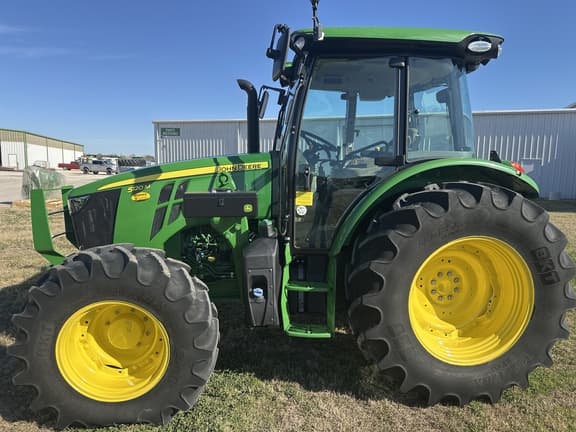 Image of John Deere 5120M equipment image 1